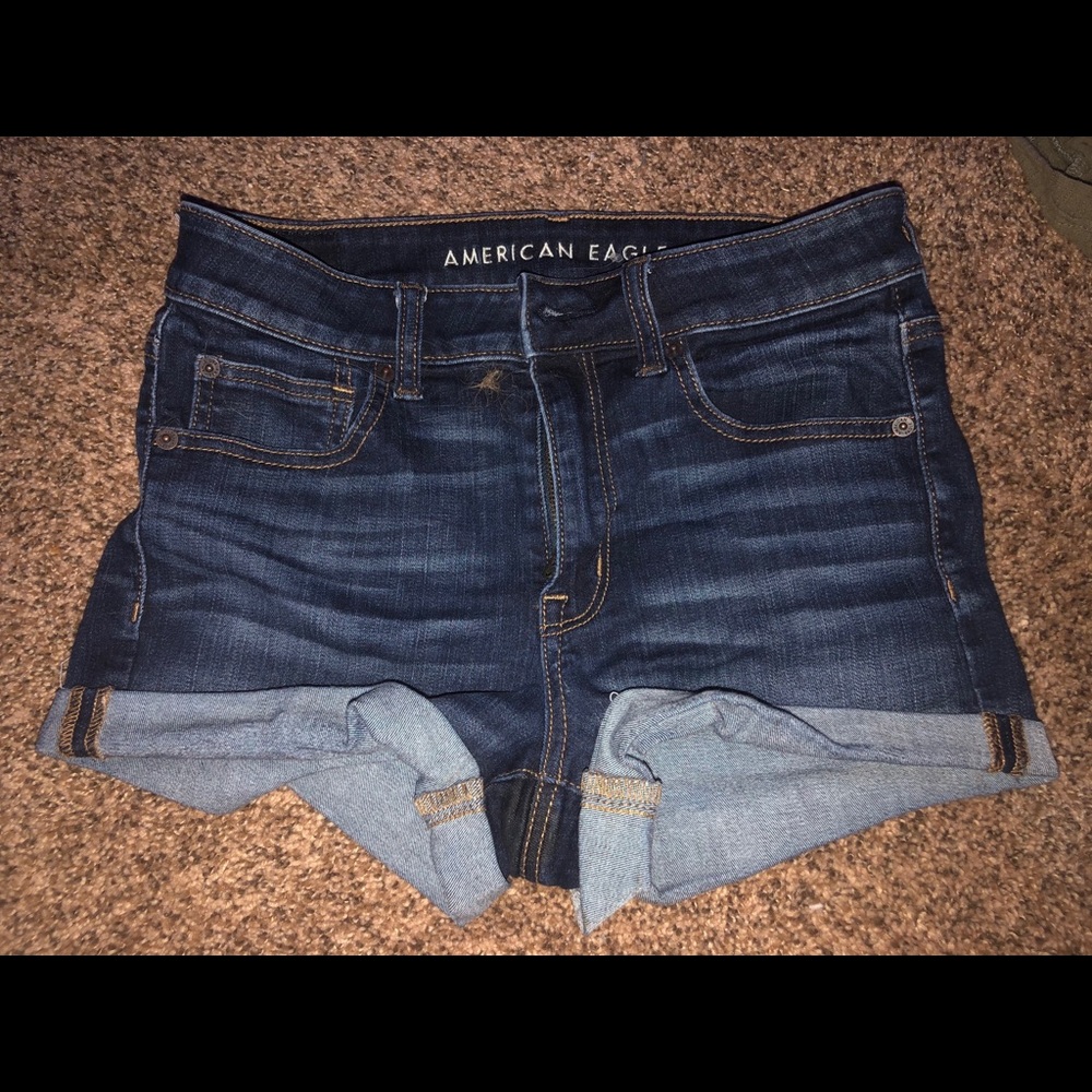 American eagle classic dark wash jean shorts